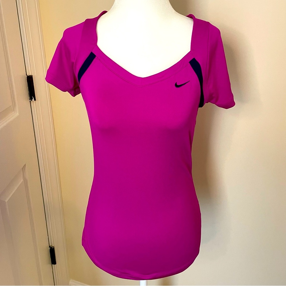 NIKE Dri-fit Magenta Short Sleeve Athletic Shirt w/ Black Trim Women’s Size S